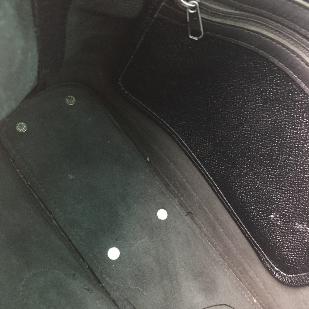 Dooney & Bourke Black Leather Vintage Hobo Bag - Picture 7 of 7